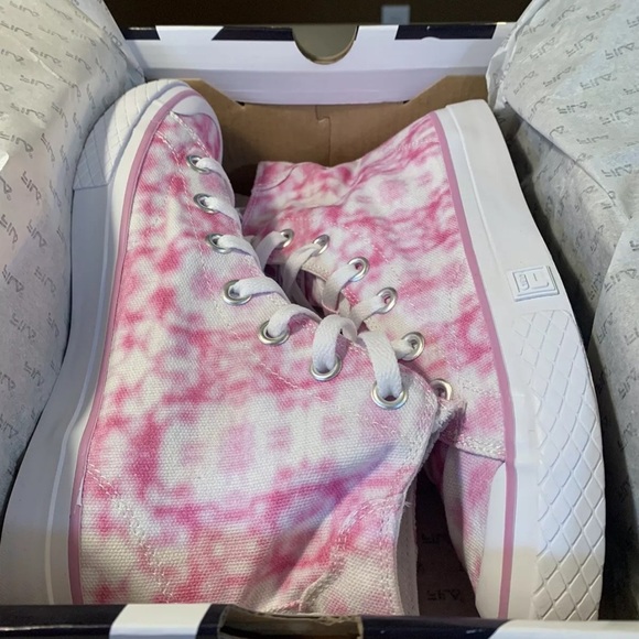 Fila Pink Tie-Dye High-Top Sneakers‼️FINAL SALE - Picture 7 of 10